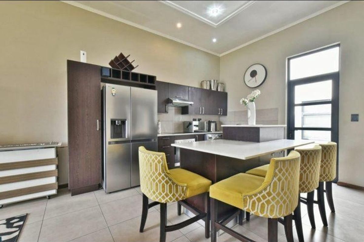 Experience resort living at Jackal Creek golf estate - Photo 3