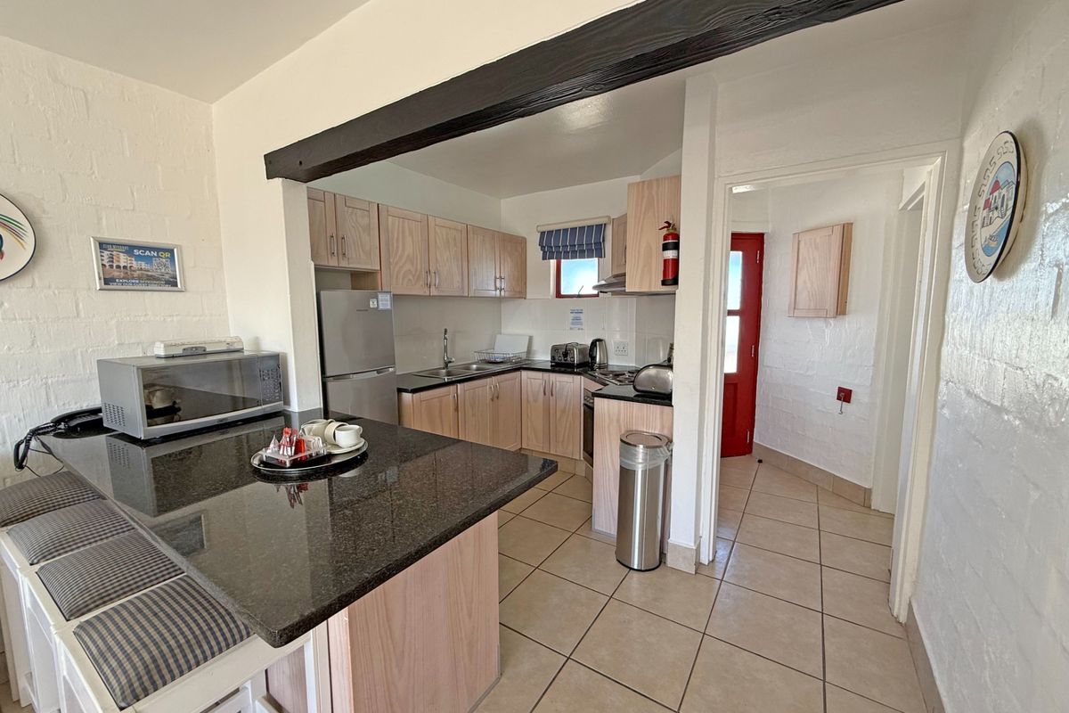 Apartment For Sale in Club Mykonos, Athenian Cascades, Langebaan - Photo 4