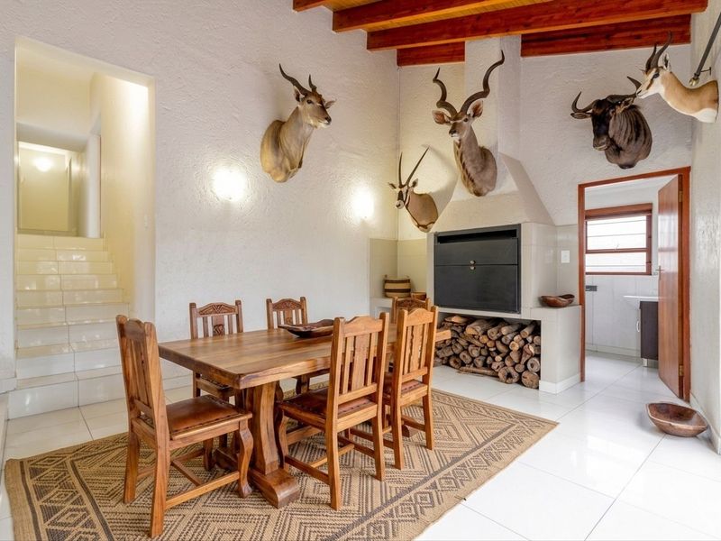 Potential plus Potential is what we see in this spacious 6 bedroom house, priced to sell. - Photo 9