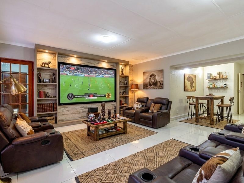 Potential plus Potential is what we see in this spacious 6 bedroom house, priced to sell. - Photo 7