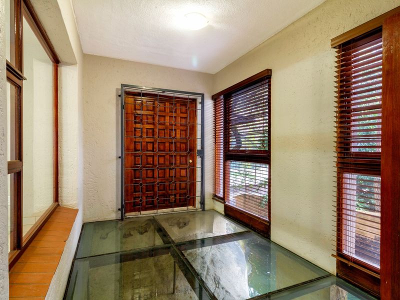 Potential plus Potential is what we see in this spacious 6 bedroom house, priced to sell. - Photo 4