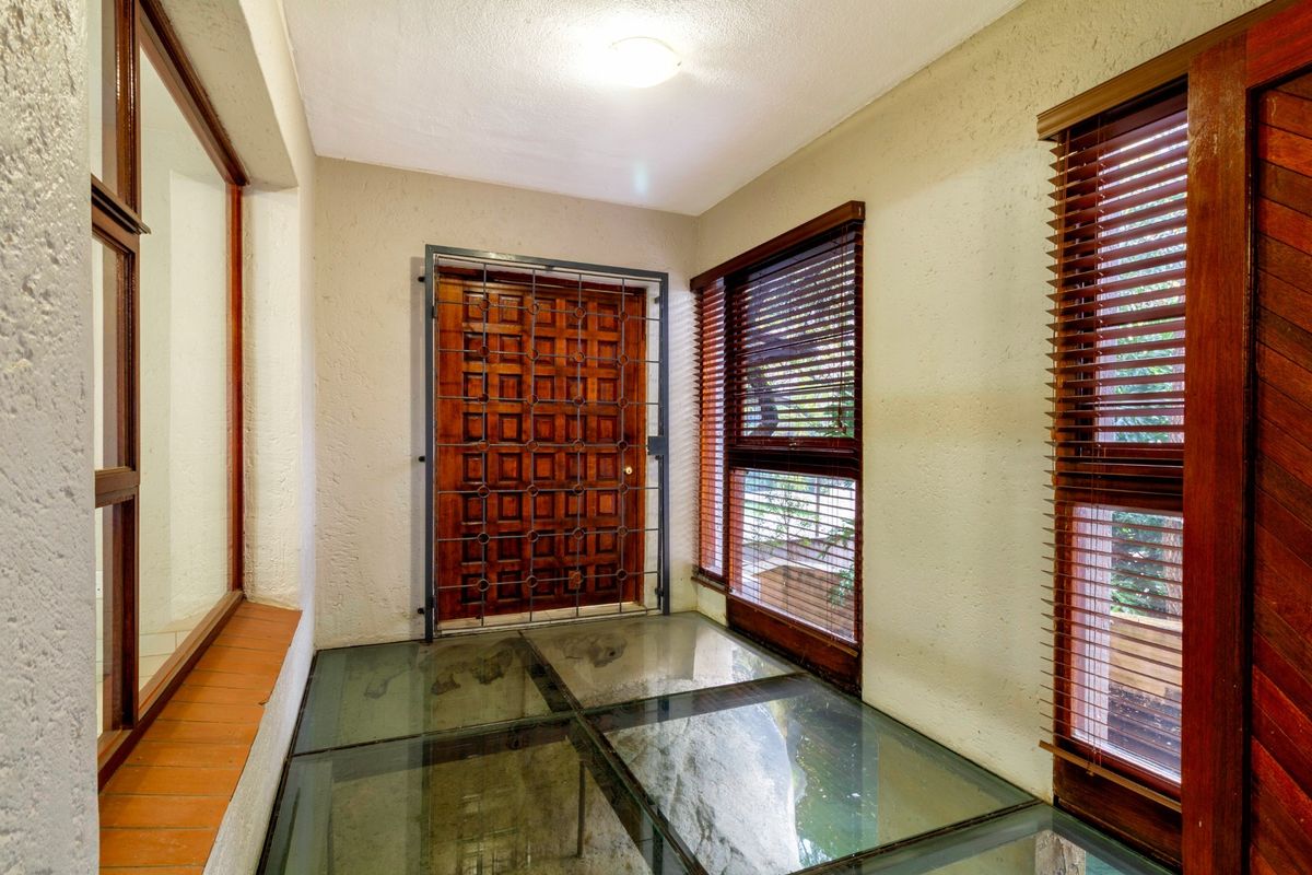 Potential plus Potential is what we see in this spacious 6 bedroom house, priced to sell. - Photo 4
