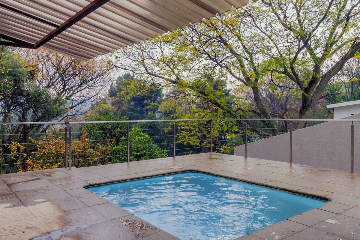 Potential plus Potential is what we see in this spacious 6 bedroom house, priced to sell. - Photo 2