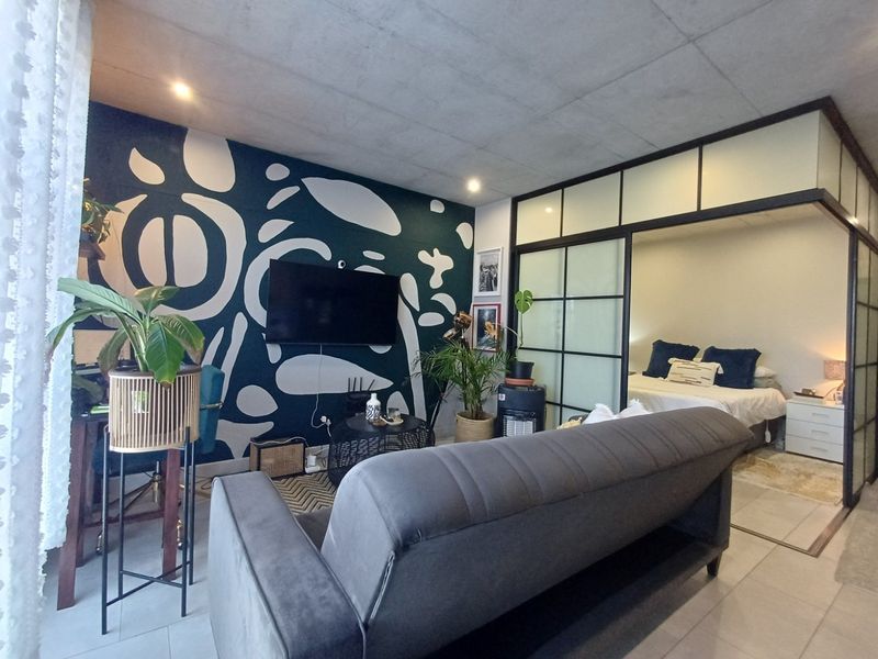 ONE BEDROOM APARTMENT FOR SALE IN TABLE VIEW - Photo 1