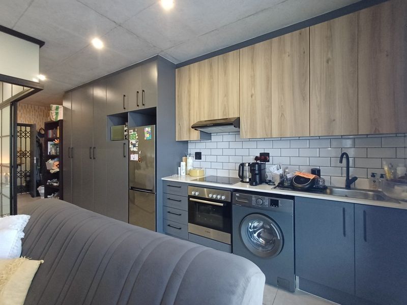 ONE BEDROOM APARTMENT FOR SALE IN TABLE VIEW - Photo 8