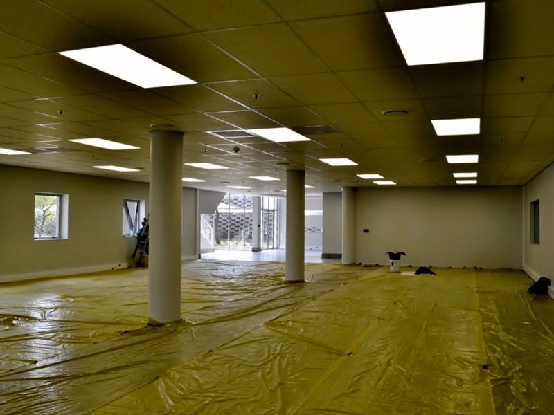 MAGNIFICENT 7821 SQM WAREHOUSE AND OFFICES, A WORLD CLASS LOGISTICS FACILITY IN PRESTIGIOUS, SOUGHT - Photo 7
