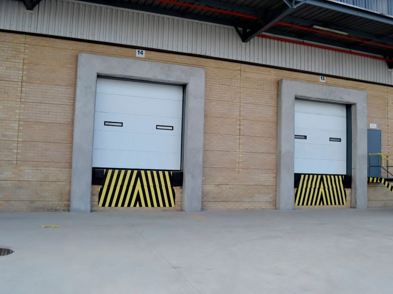 MAGNIFICENT 7821 SQM WAREHOUSE AND OFFICES, A WORLD CLASS LOGISTICS FACILITY IN PRESTIGIOUS, SOUGHT - Photo 5