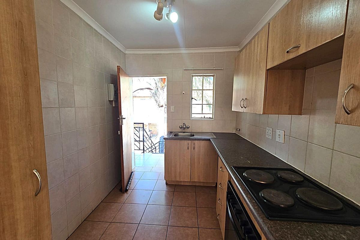 Neat 2 Bedroom Apartment for Sale in Montana - Photo 3