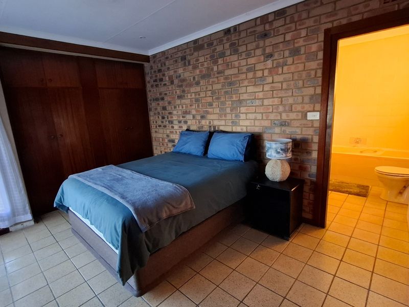 MR710113 - Massive opportunity investment property - Photo 9