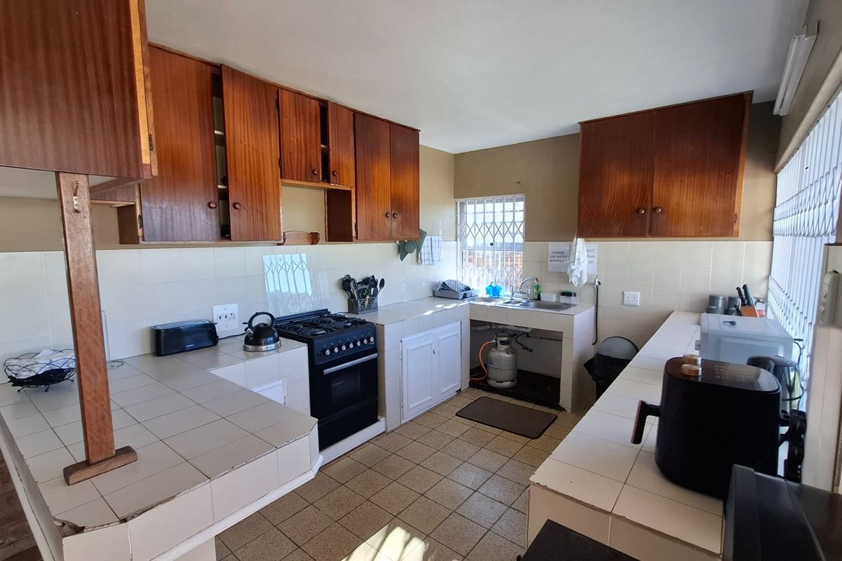 MR710113 - Massive opportunity investment property - Photo 5