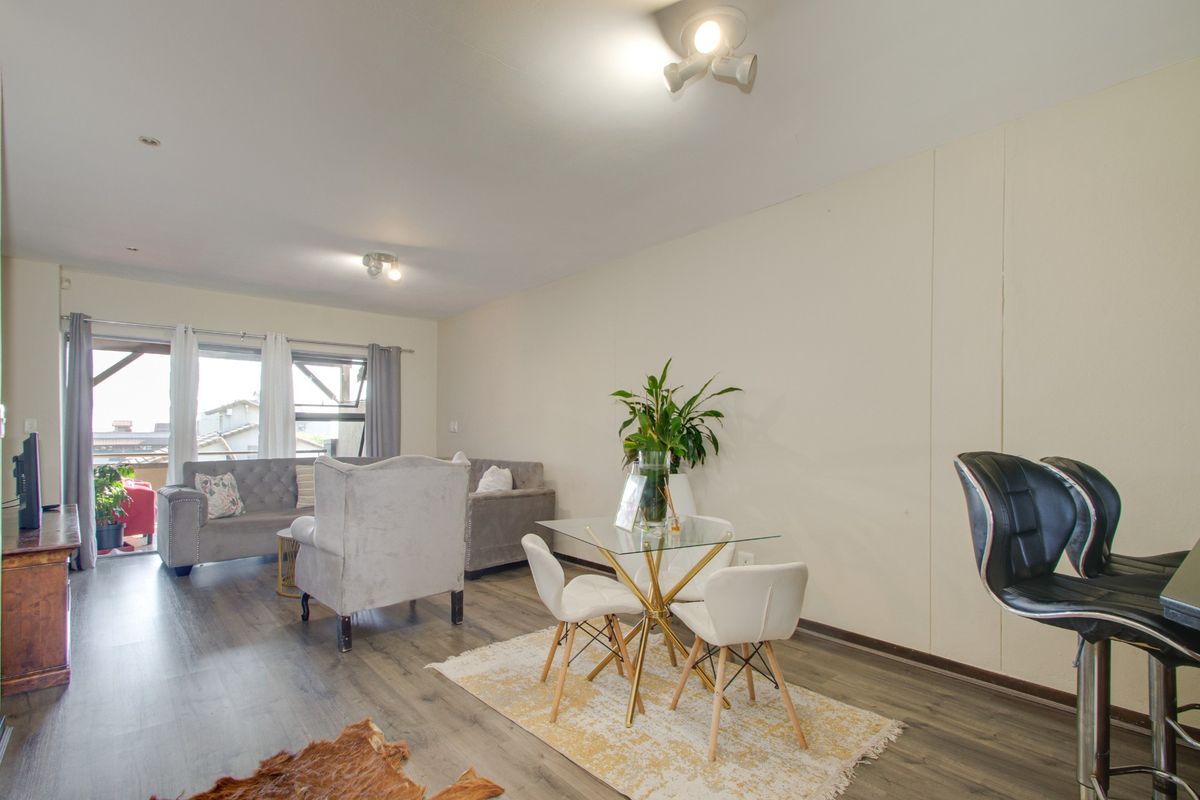Apartment For Sale in Sandown, Sandton - Photo 3
