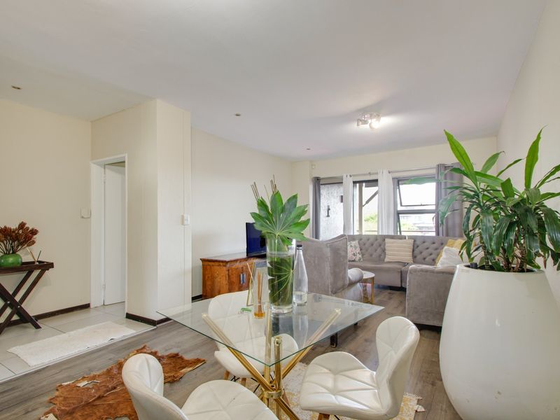 Apartment For Sale in Sandown, Sandton - Photo 4