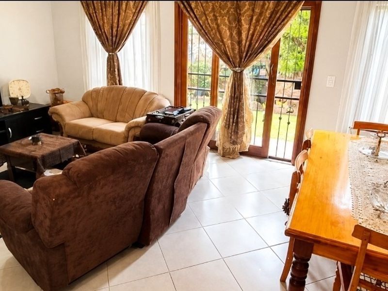Secure Family Living in the Most Sought-After Estate in Town - Photo 6