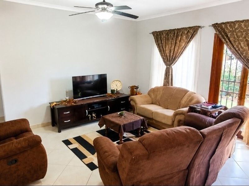 Secure Family Living in the Most Sought-After Estate in Town - Photo 3