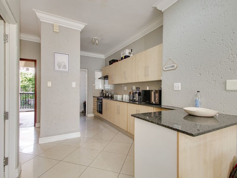 Apartment For Sale in Morningside, Sandton - Photo 6