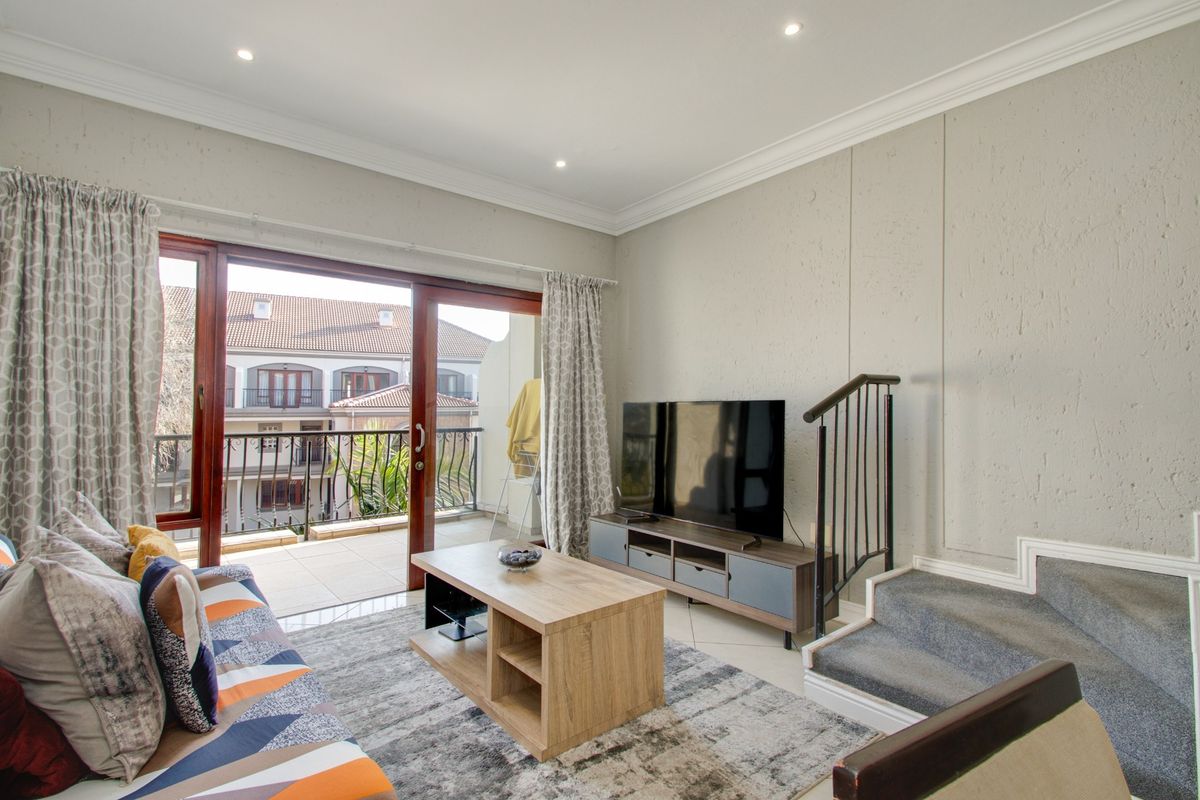 Apartment For Sale in Morningside, Sandton - Photo 3