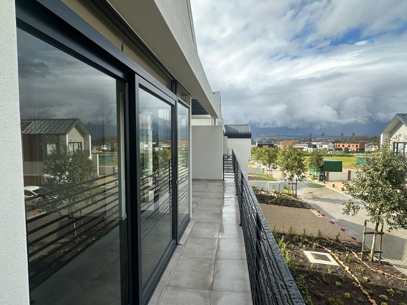 House To Rent in Lemoenkloof - Photo 1