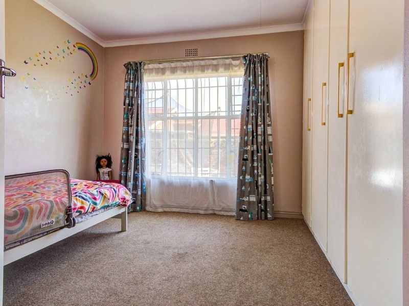 Townhouse For Sale in Birchleigh North, Kempton Park - Photo 9