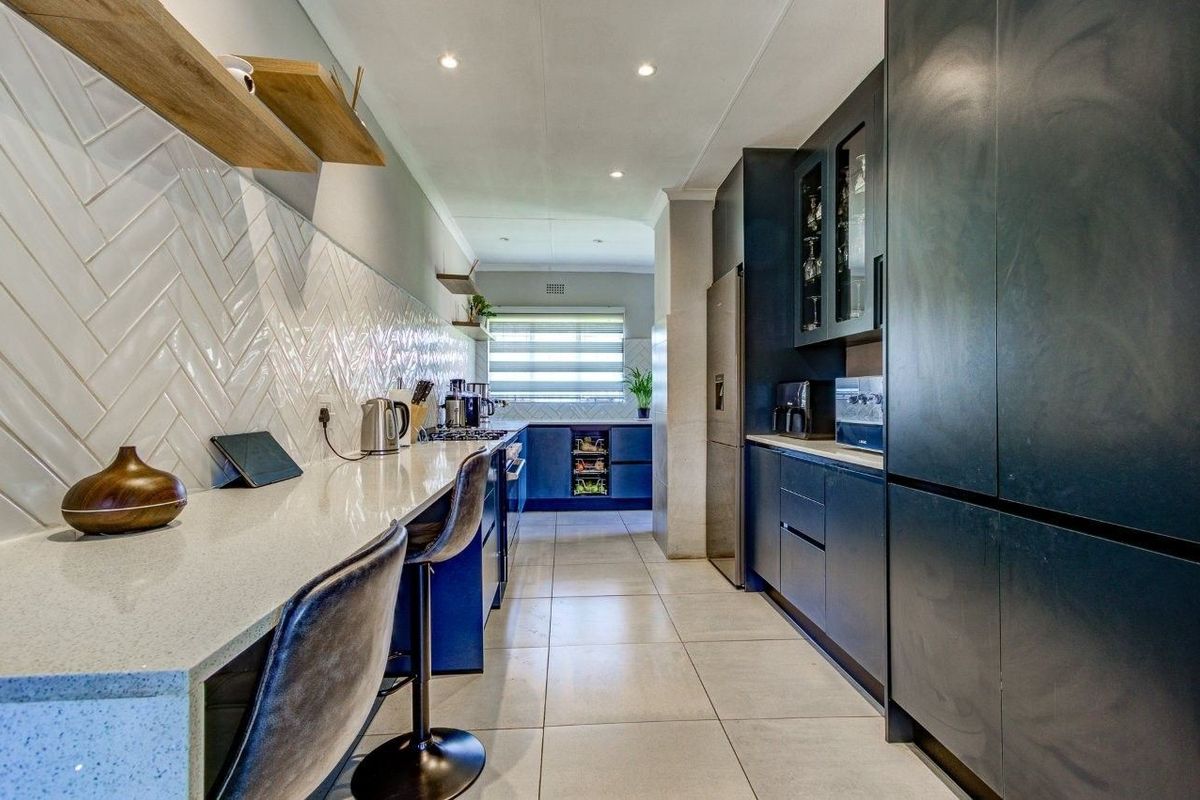 Townhouse For Sale in Birchleigh North, Kempton Park - Photo 3