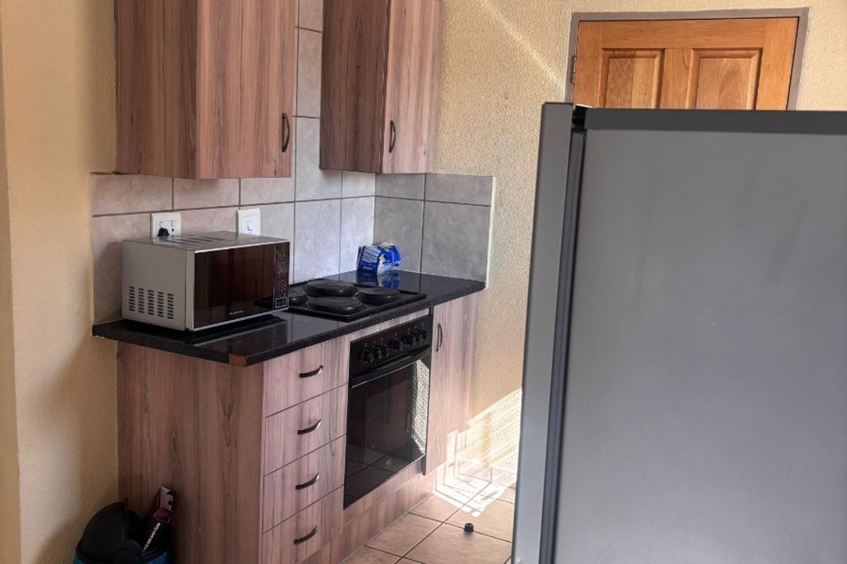 House For Sale in Leopard's Rest Security Estate, Albertsdal, Alberton - Photo 4