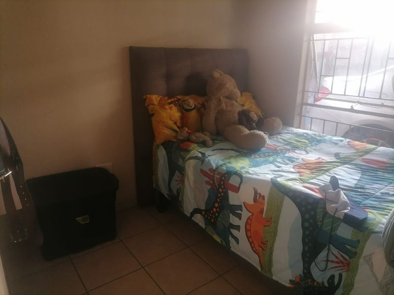House For Sale in Leopard's Rest Security Estate, Albertsdal, Alberton - Photo 10