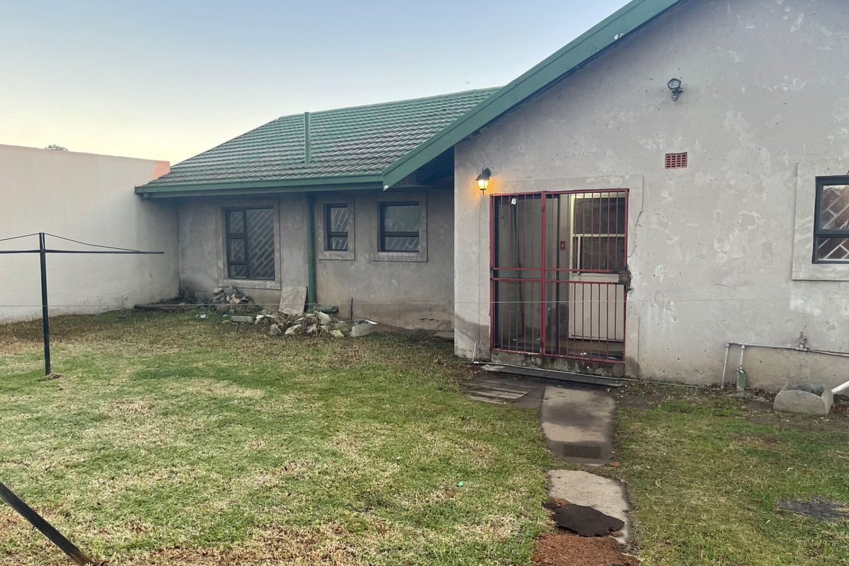 House For Sale in Kriel - Photo 4