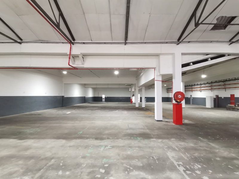 Industrial Warehouse To Let in Dal Josafat, Paarl - Photo 3
