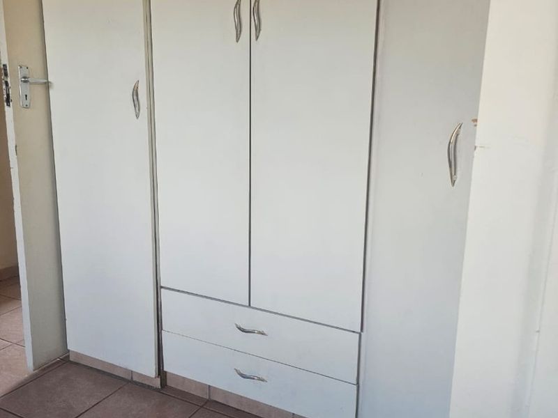 8 Bachelors For Sale in Seshego, Polokwane - Photo 8