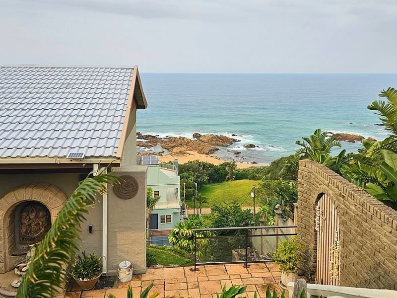 SPECTACULAR SEA VIEWS FROM EVERY ROOM OF THIS HOUSE.... - Photo 10