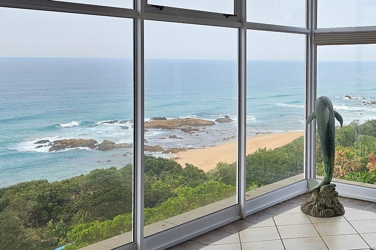 SPECTACULAR SEA VIEWS FROM EVERY ROOM OF THIS HOUSE.... - Photo 3
