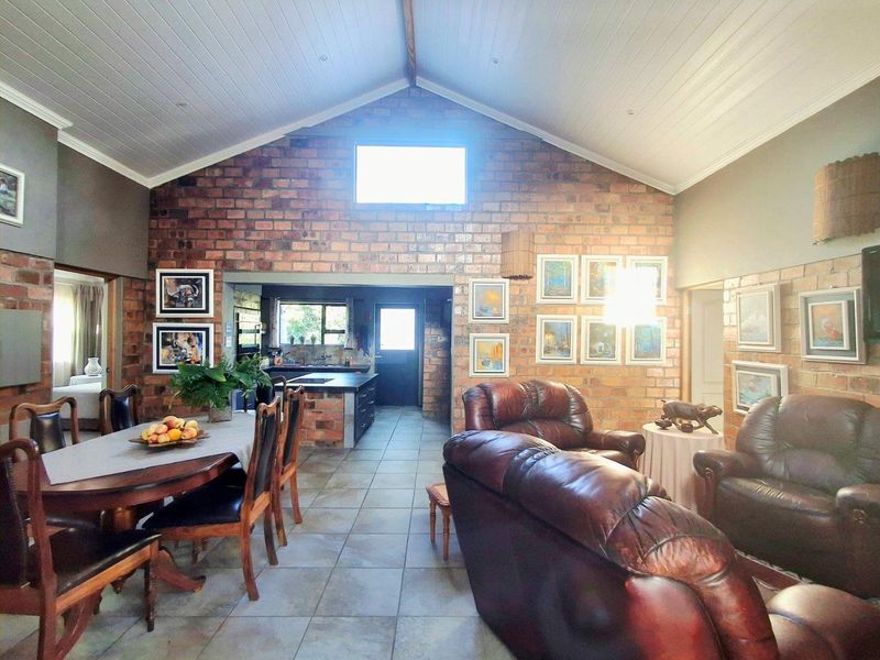 House For Sale in Stilbaai Wes, Stilbaai - Photo 4