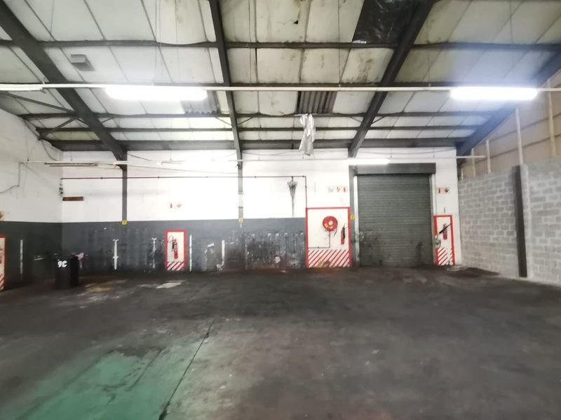 Industrial Warehouse to Let in Dal Josafat, Paarl - Photo 9