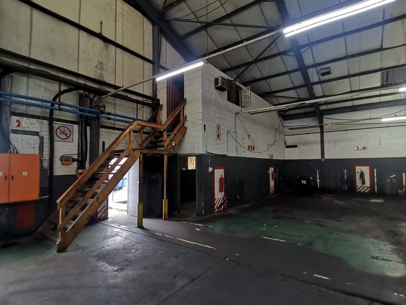 Industrial Warehouse to Let in Dal Josafat, Paarl - Photo 5