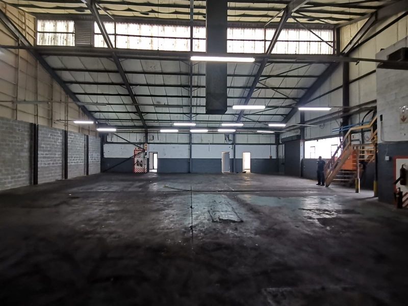 Industrial Warehouse to Let in Dal Josafat, Paarl - Photo 2