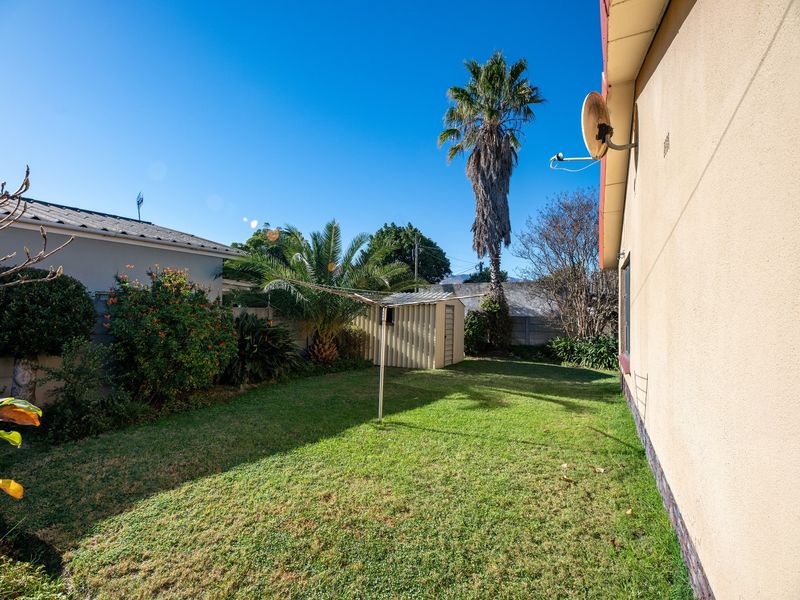 House For Sale in De Zoete Inval, Paarl - Photo 3