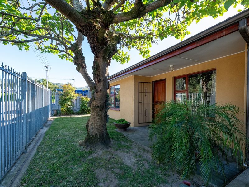 House For Sale in De Zoete Inval, Paarl - Photo 6