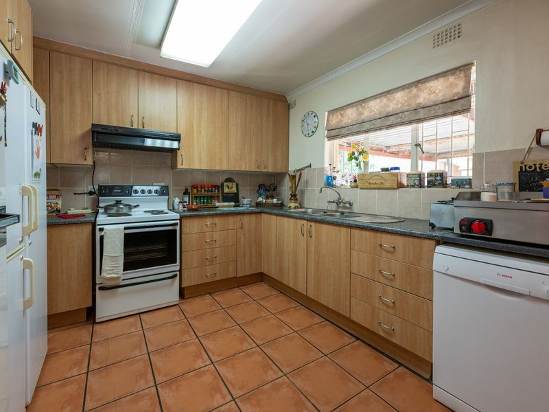 House For Sale in De Zoete Inval, Paarl - Photo 7