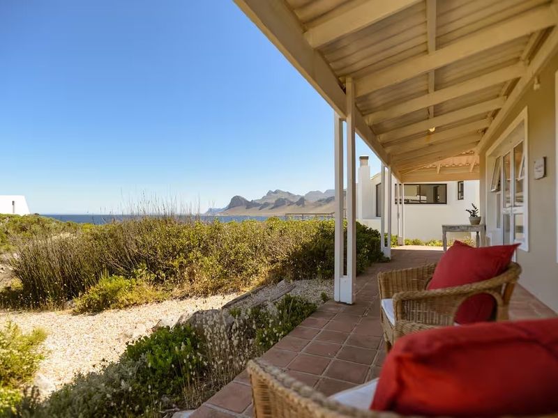 House For Sale in Pringle Bay - Photo 3