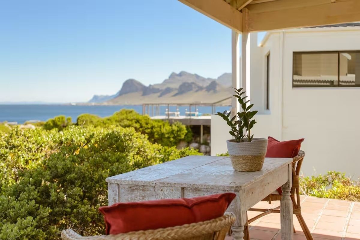 House For Sale in Pringle Bay - Photo 4