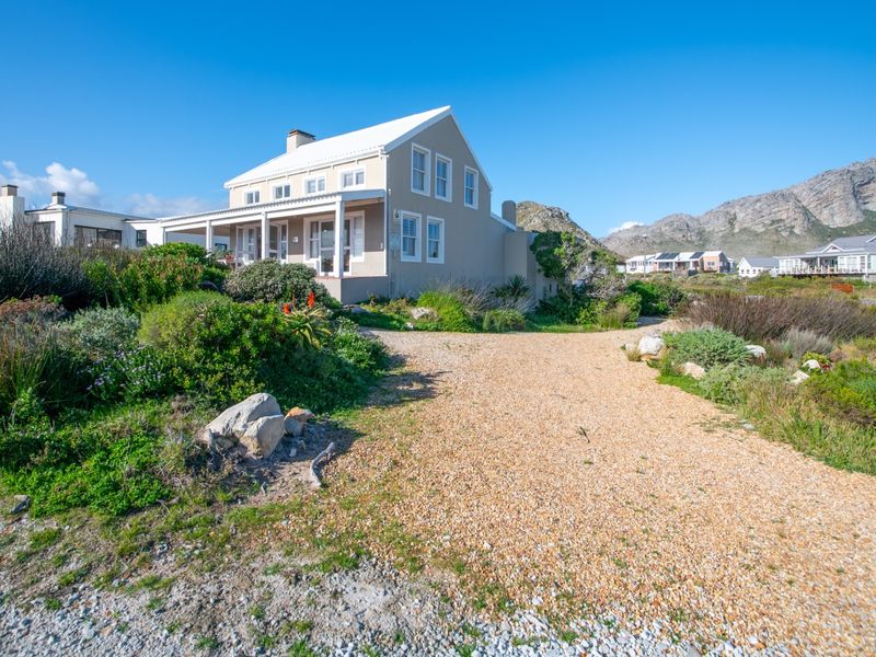House For Sale in Pringle Bay - Photo 2