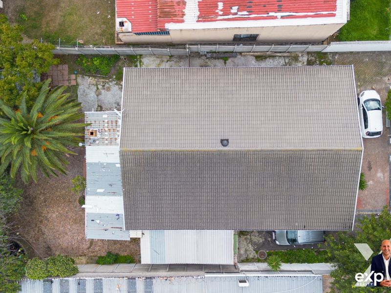 Versatile Property with Income-Generating Potential - Photo 4