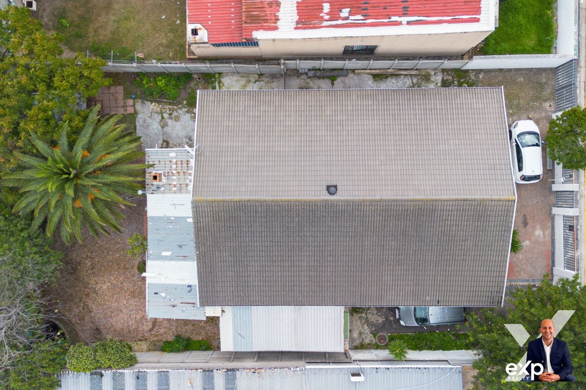 Versatile Property with Income-Generating Potential - Photo 4