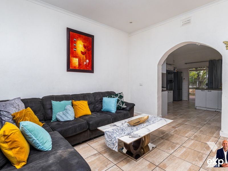 Versatile Property with Income-Generating Potential - Photo 5