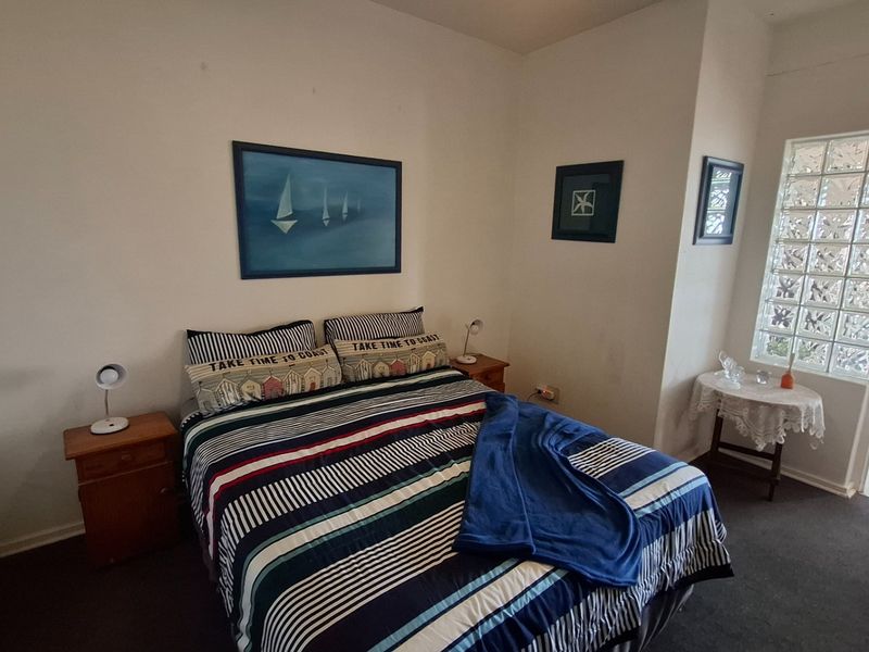 SHELLY BEACH : COMFORTABLE FURNSIHED THREE BEDROOM UNIT WITH 180 DEGREES SEAVIEW - Photo 9