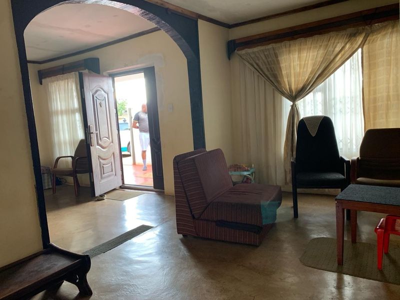5 Bedroom House for sale in Vosloorus Ext 7 - Photo 5