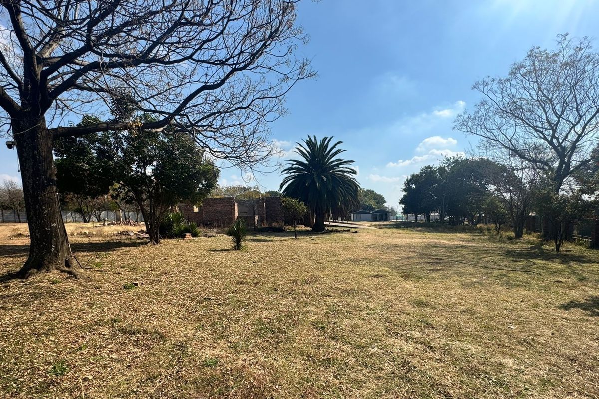 2.55ha For Sale in Glenferness - Photo 2