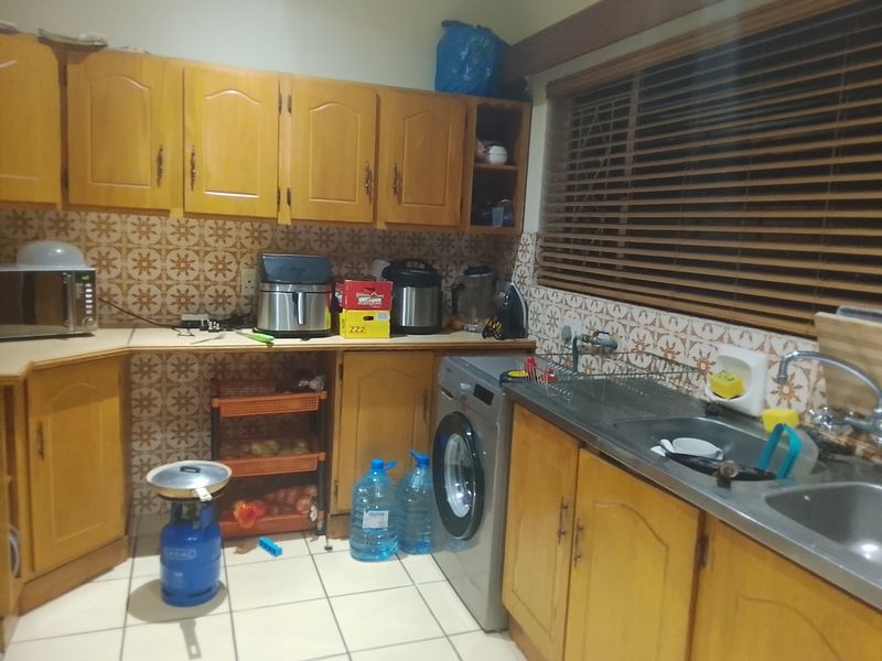 House To Rent in Norkem Park, Kempton Park - Photo 9