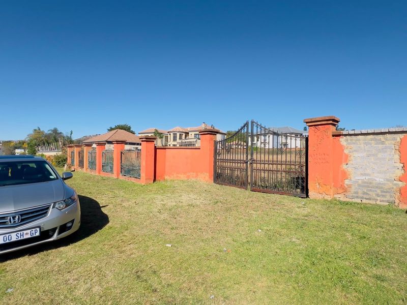 Vacant Land For Sale in Ruimsig, Roodepoort - Photo 2