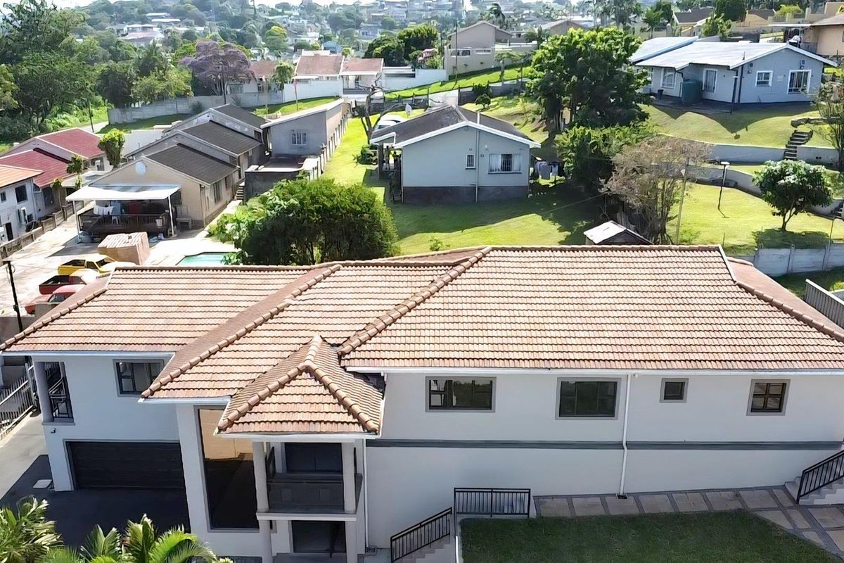House For Sale in Queensburgh, KwaZulu Natal - Photo 3