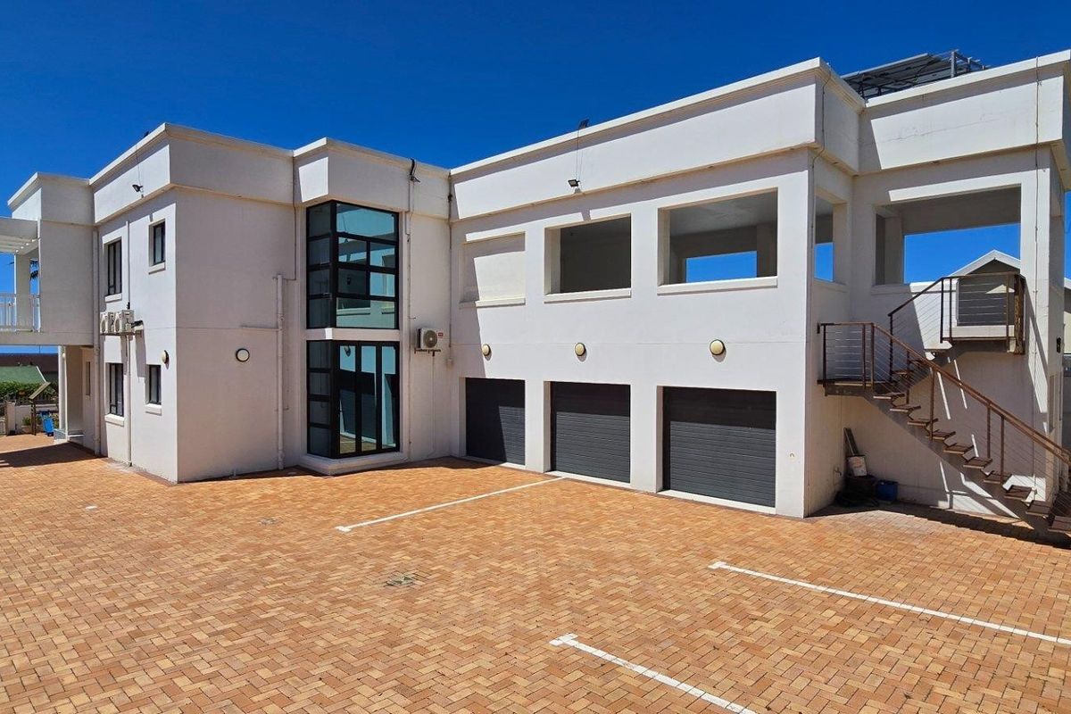 House For Sale in Ballito Central, Ballito, KwaZulu Natal - Photo 3